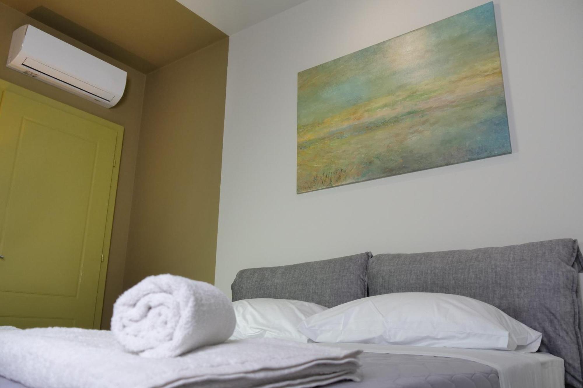 Stay-Five Rooms & Apartments Shkoder Luaran gambar