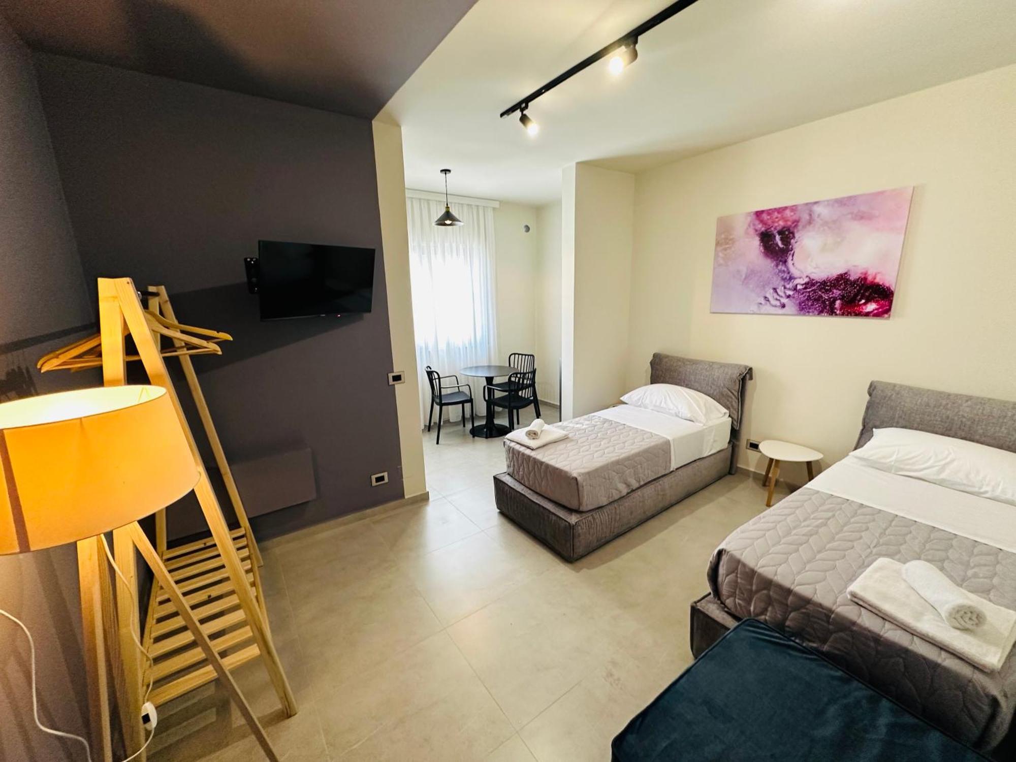 Stay-Five Rooms & Apartments Shkoder Luaran gambar