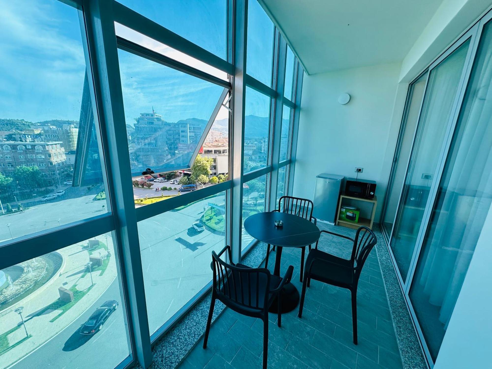 Stay-Five Rooms & Apartments Shkoder Luaran gambar