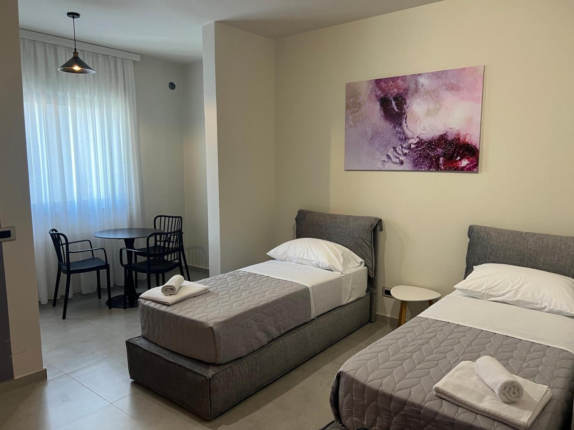 Stay-Five Rooms & Apartments Shkoder Luaran gambar