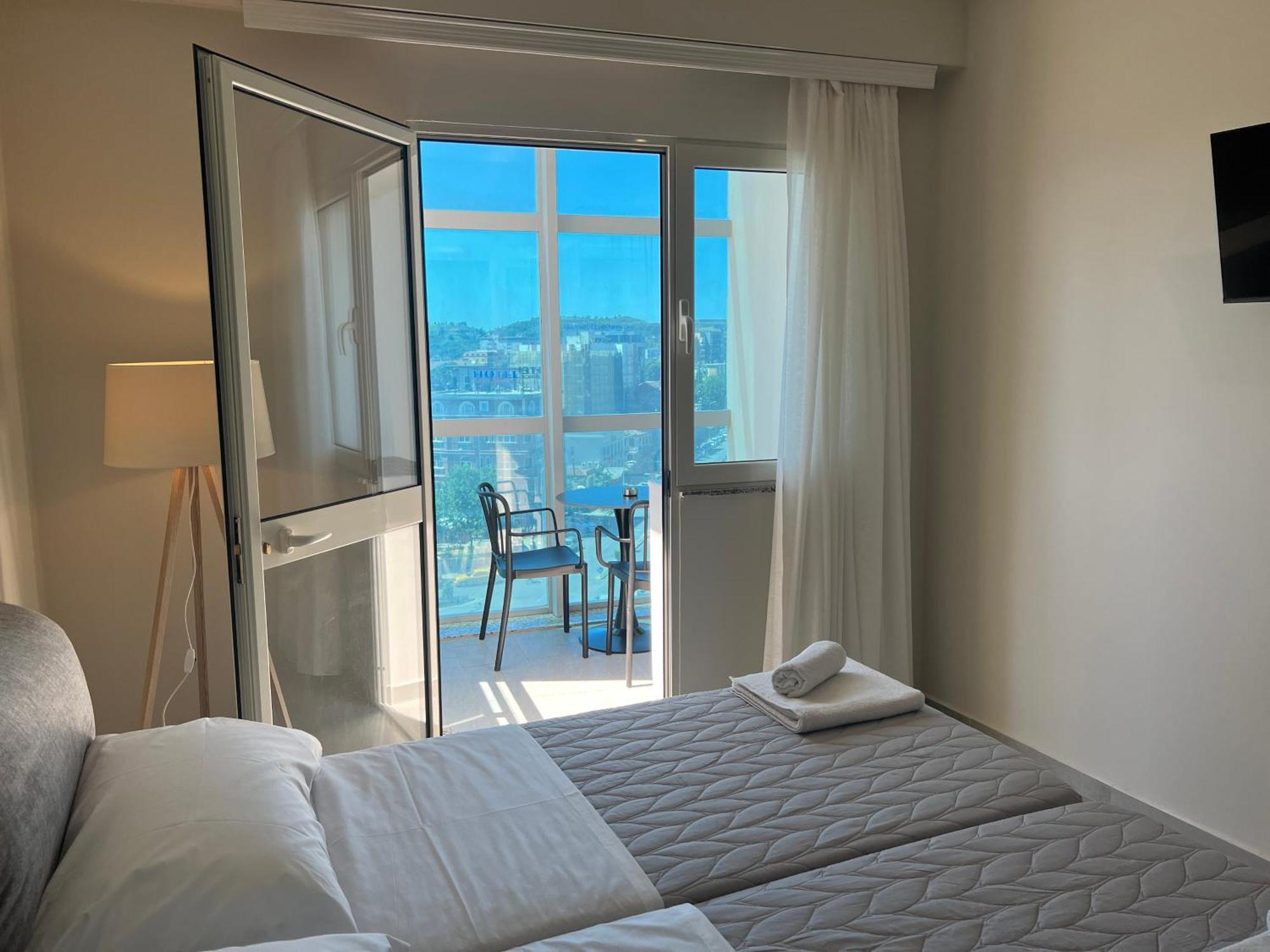 Stay-Five Rooms & Apartments Shkoder Luaran gambar
